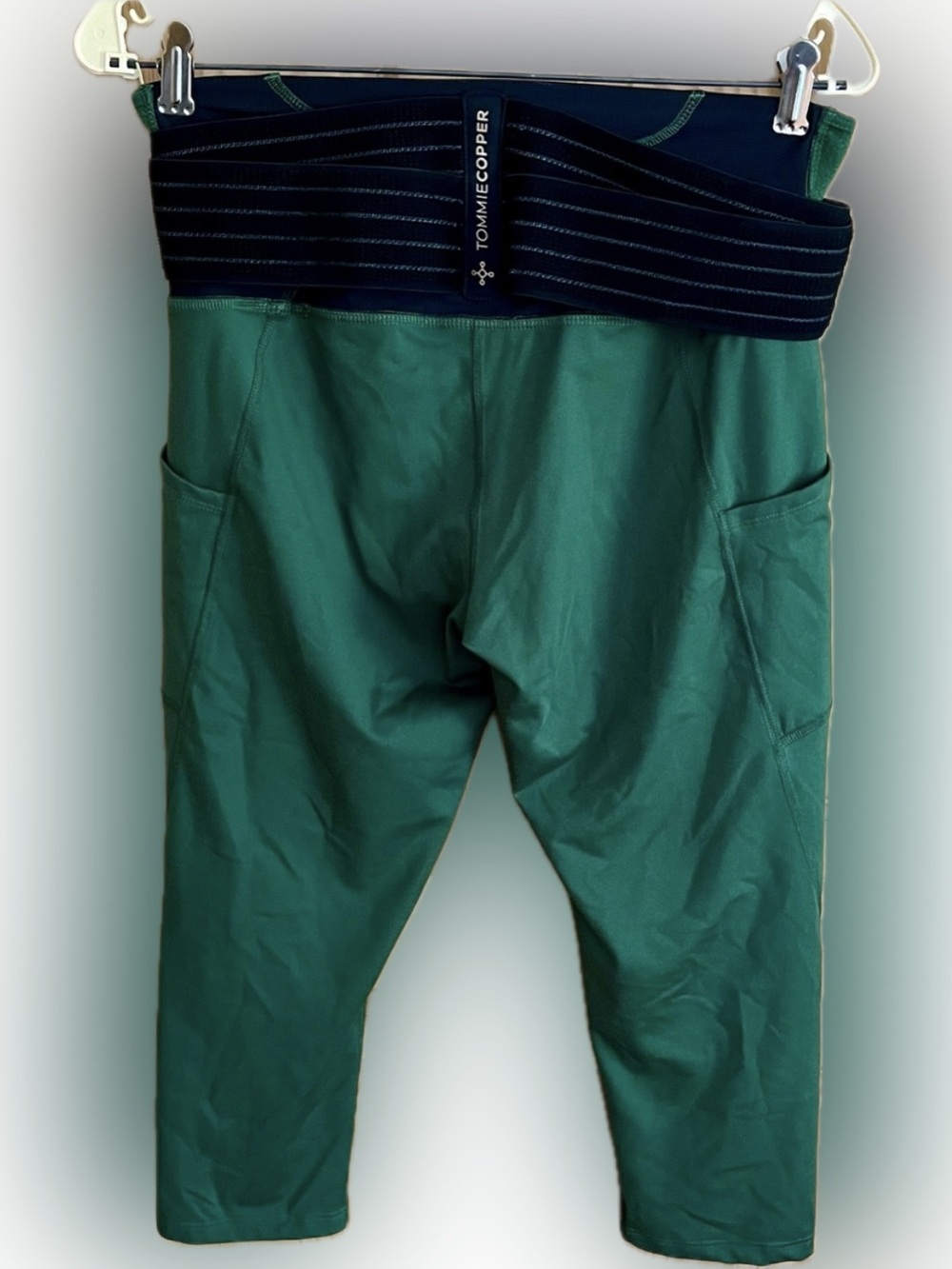 Tommie Copper Back Support Pro Capri Leggings L Olive Green Compression Pocket